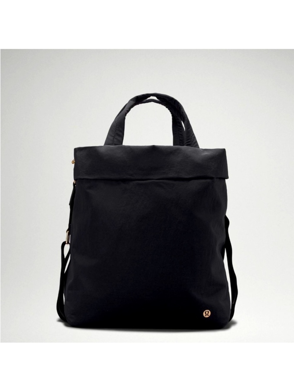 NWT Black/Gold Lululemon On My Level tote bag 2.0 19L